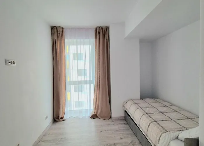 Decebal Διαμέρισμα Κραϊόβα